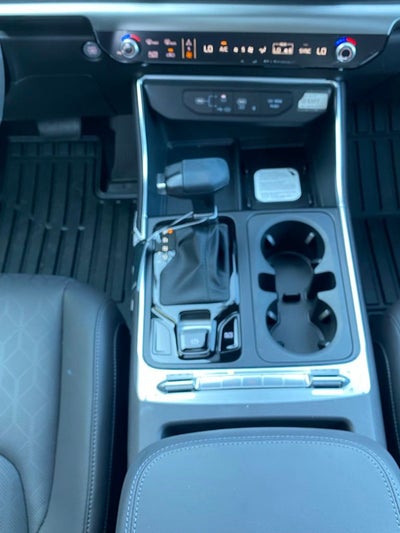 2027 Kia Carnival SX