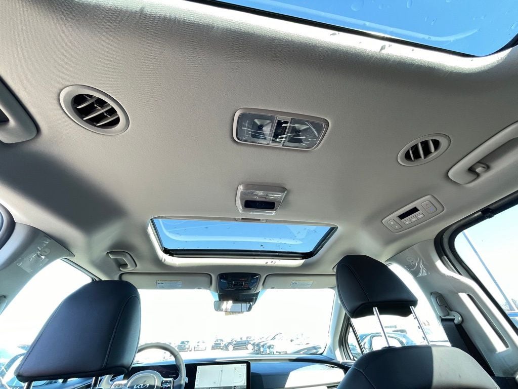 2026 Kia Carnival SX