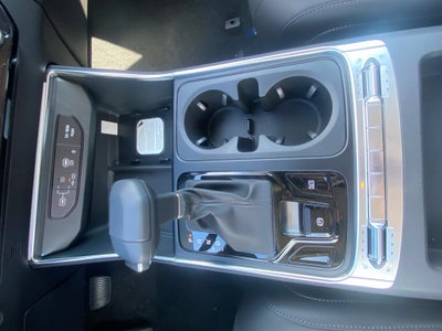 2027 Kia Carnival SX