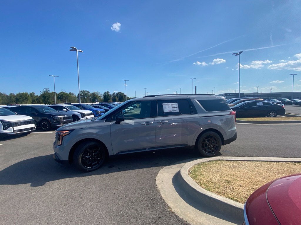 2027 Kia Carnival SX