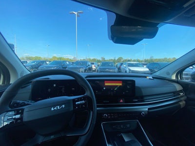 2027 Kia Carnival SX
