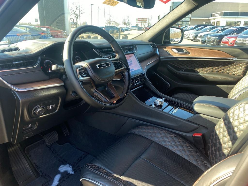 2025 Jeep Grand Cherokee Summit