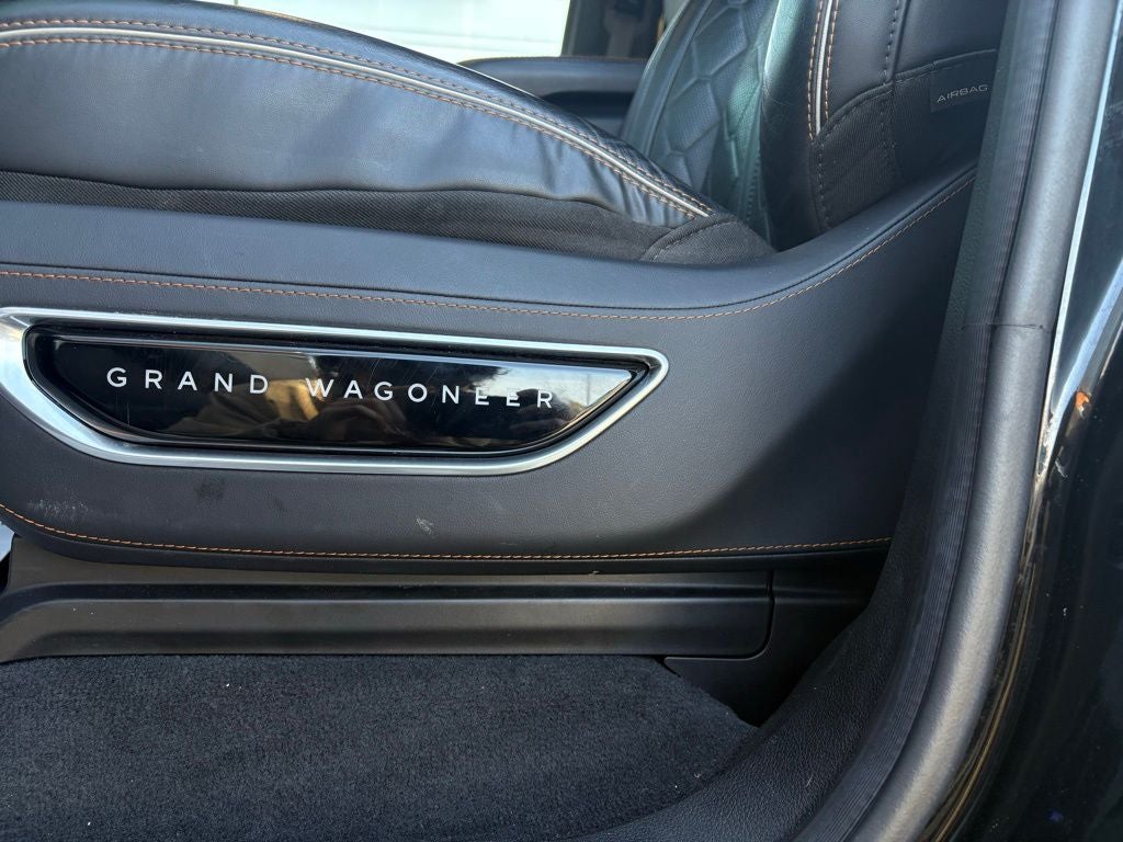 2022 Jeep Grand Wagoneer Series III