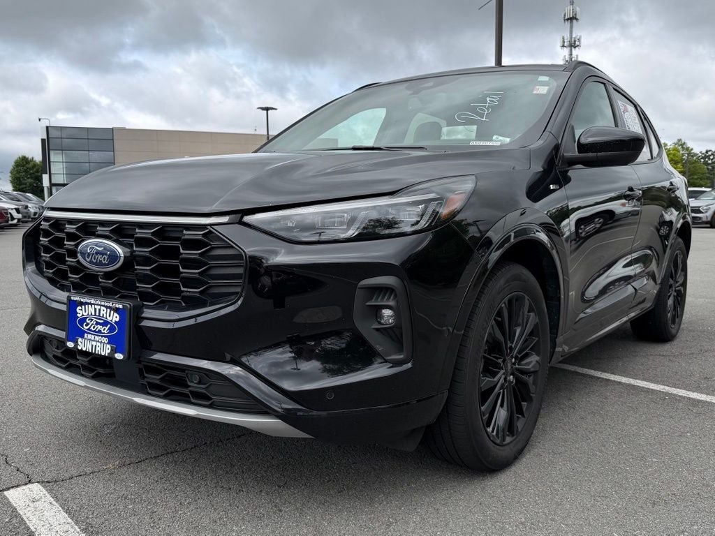 2024 Ford Escape ST-Line Elite