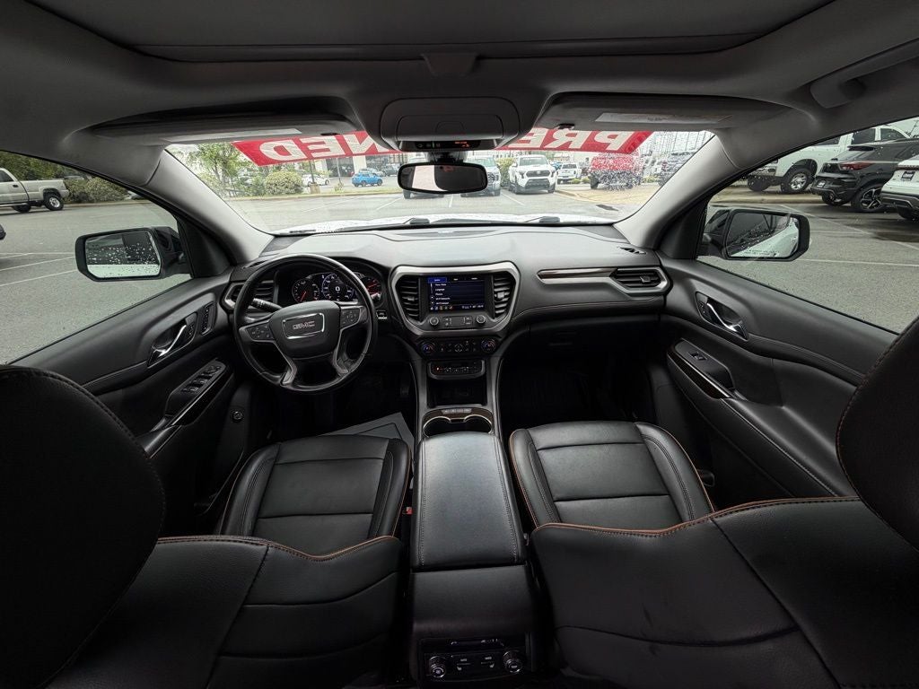 2022 GMC Acadia AT4