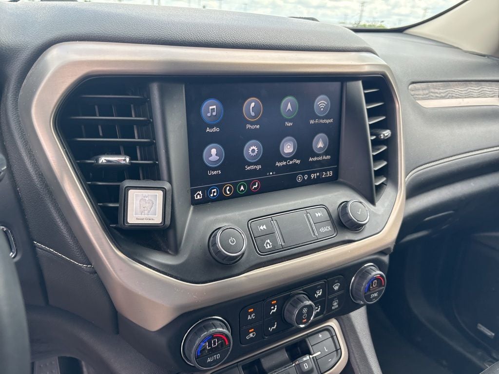 2023 GMC Acadia Denali
