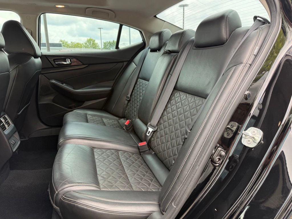 2021 Nissan Maxima Platinum