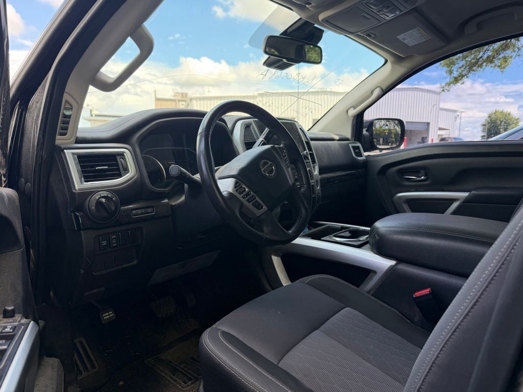 2021 Nissan Titan SV