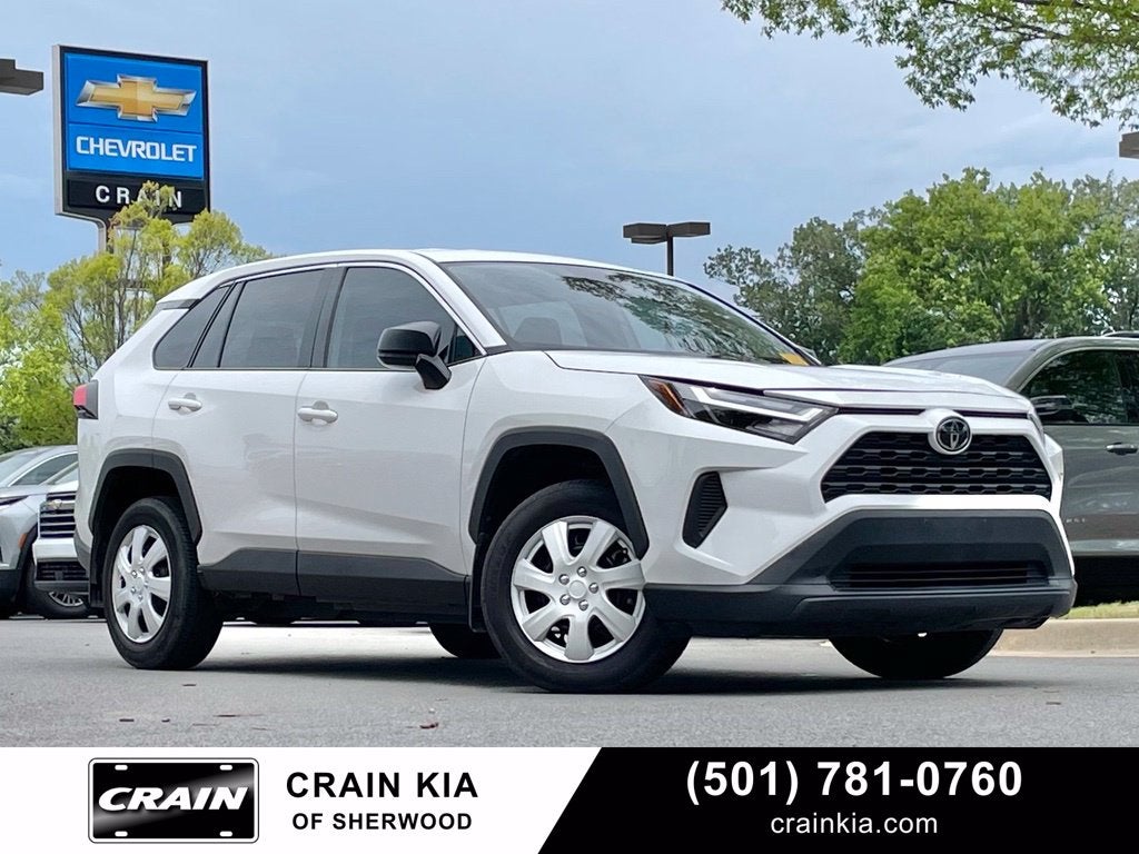 2025 Toyota RAV4 LE