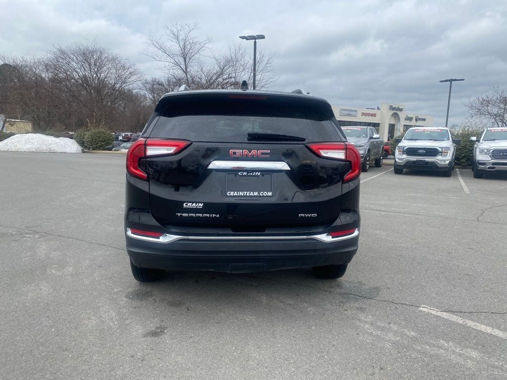 2024 GMC Terrain SLT
