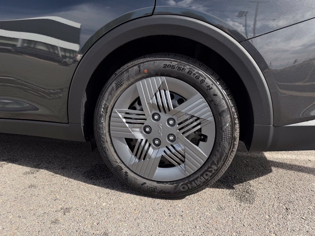 2027 Kia K4 LX