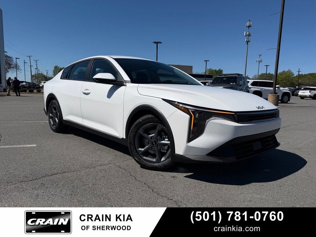 2026 Kia K4 LXS