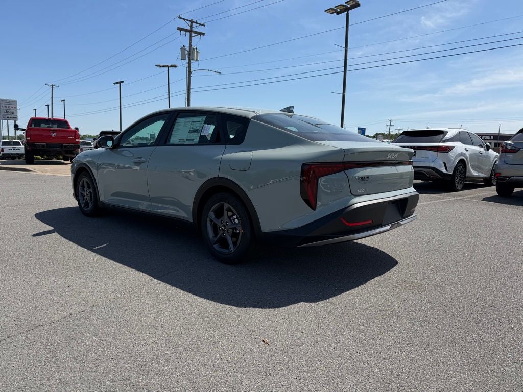 2026 Kia K4 LXS