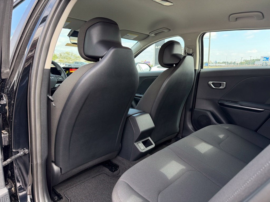 2027 Kia K4 LXS