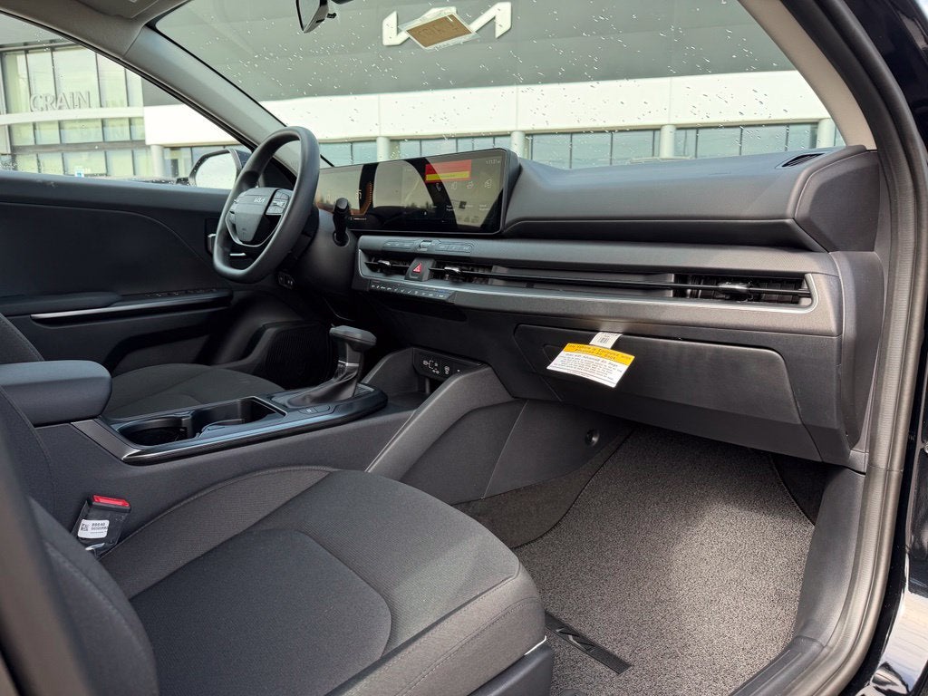 2027 Kia K4 LXS