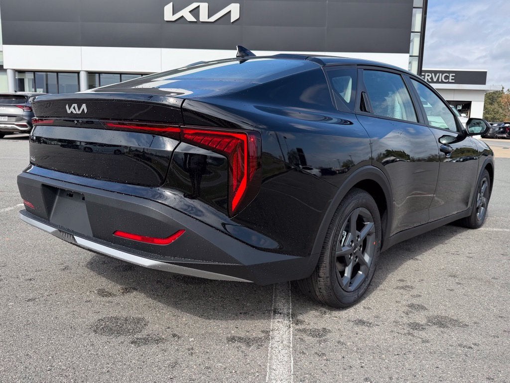 2027 Kia K4 LXS