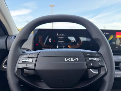 2027 Kia K4 LX