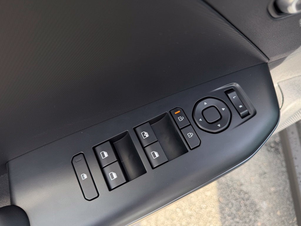 2027 Kia K4 LX