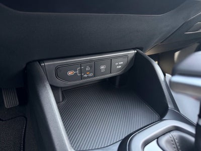 2027 Kia K4 LX