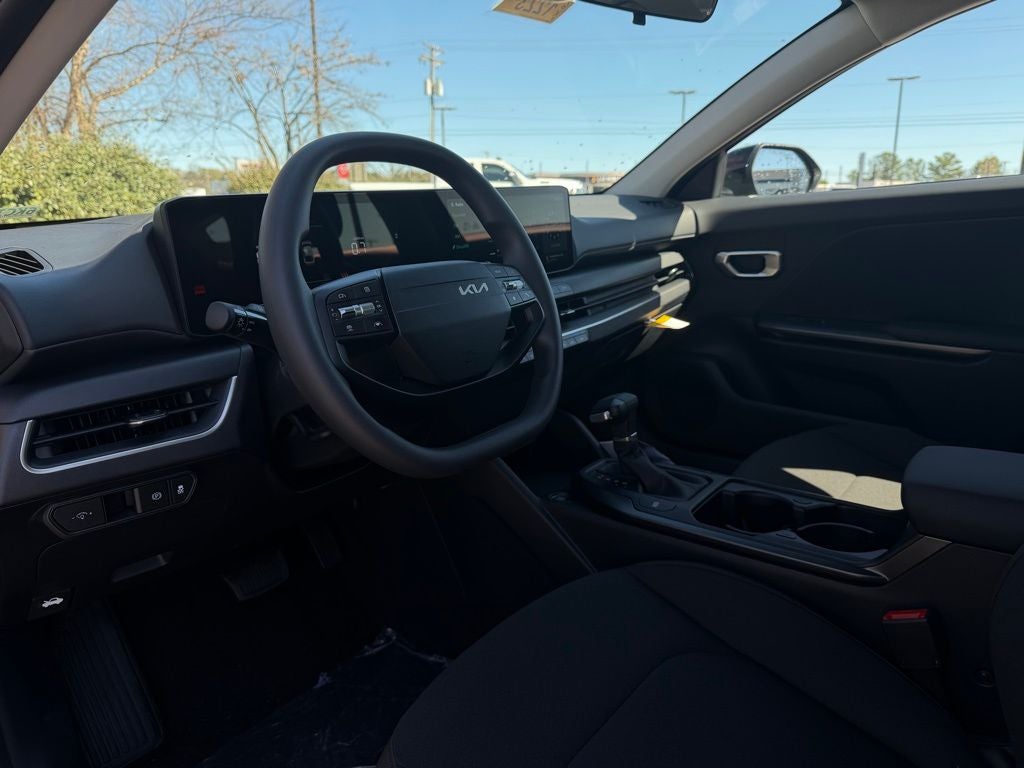 2026 Kia K4 LX