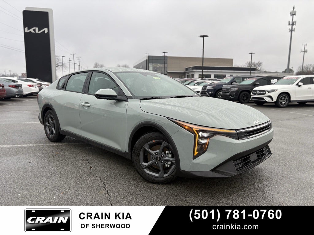 2025 Kia K4 LXS