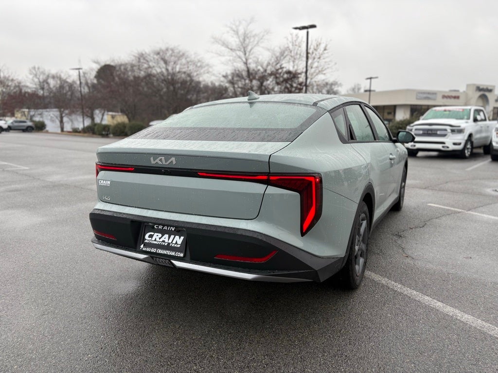 2025 Kia K4 LXS