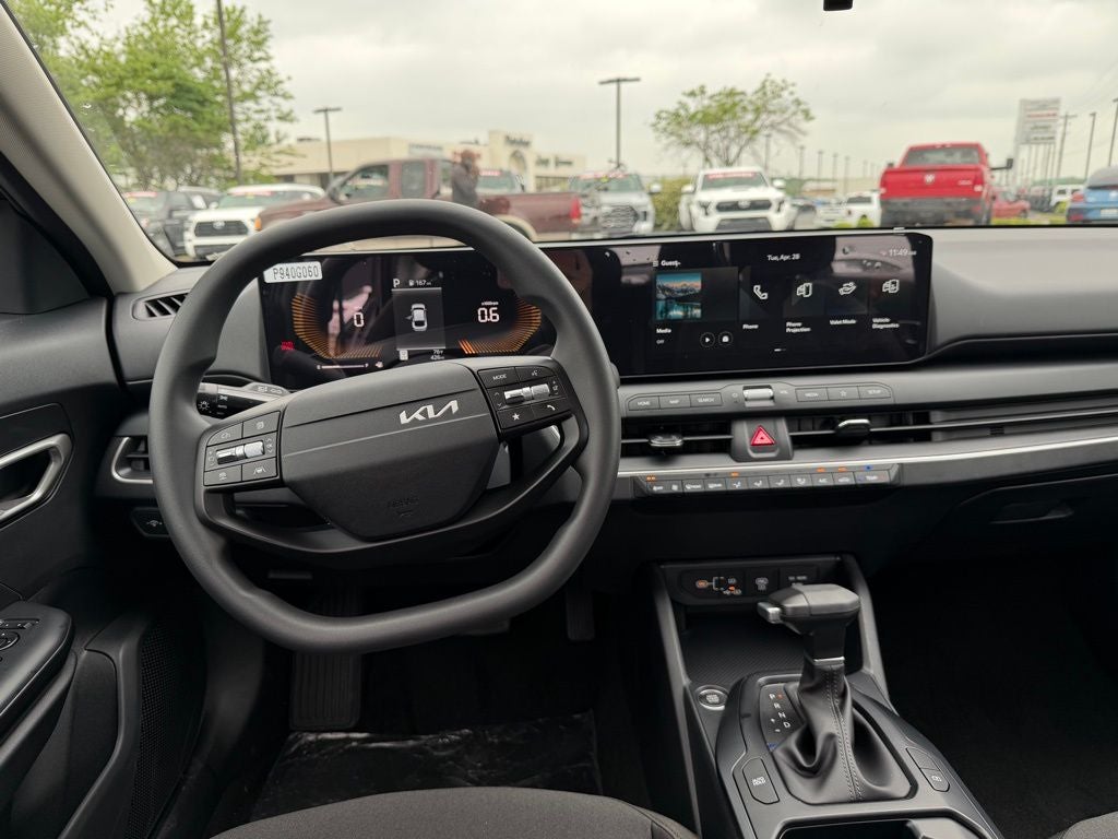 2026 Kia K4 LX