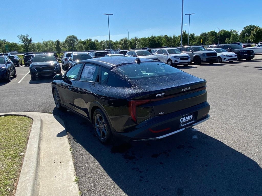 2026 Kia K4 LXS