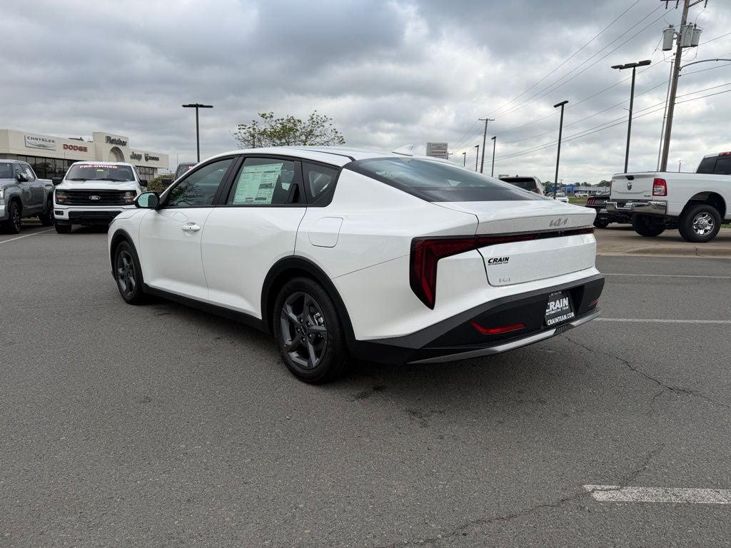 2026 Kia K4 LXS