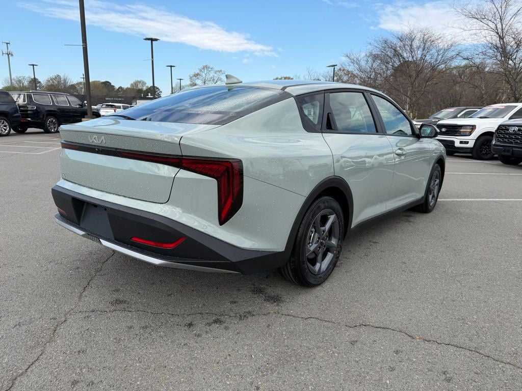 2026 Kia K4 LXS