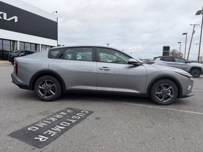 2027 Kia K4 LXS