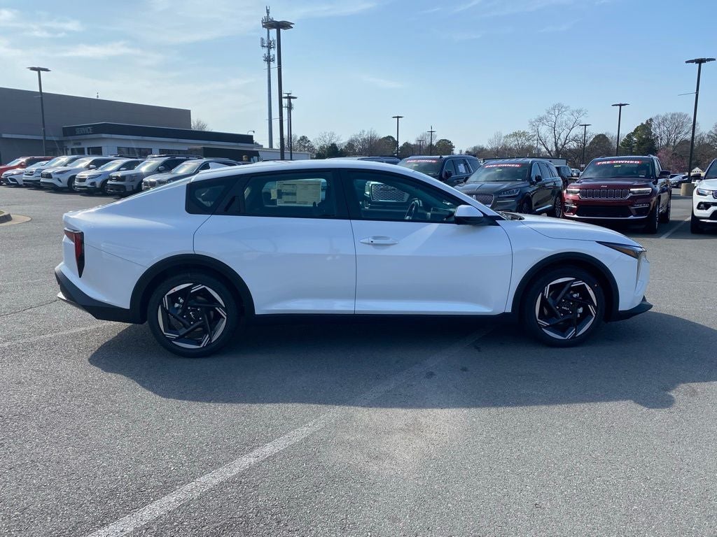 2026 Kia K4 EX