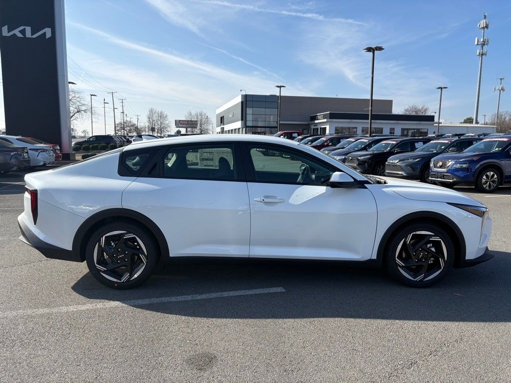 2026 Kia K4 EX