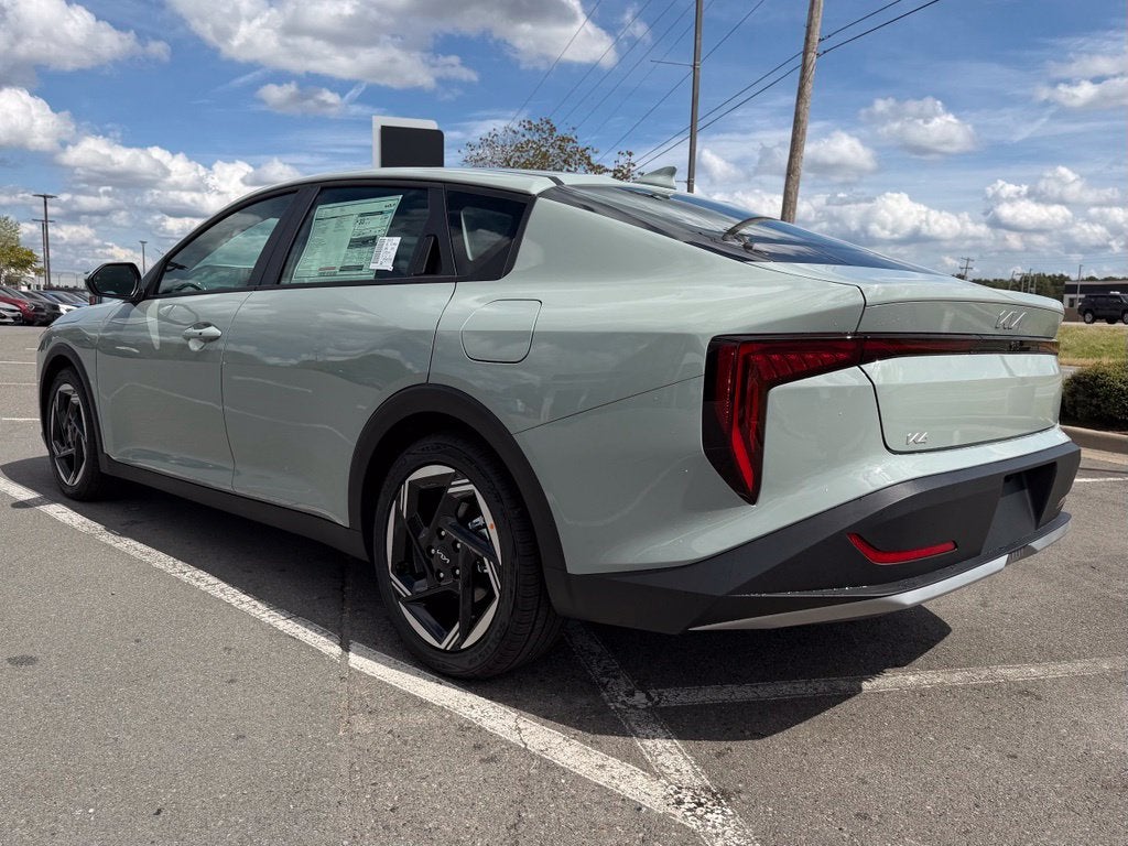 2026 Kia K4 EX