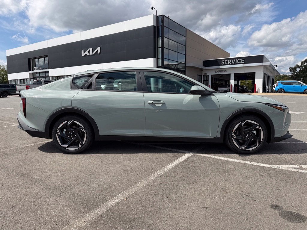 2026 Kia K4 EX