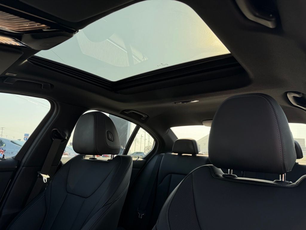 2025 BMW 3 Series 330i