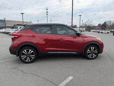 2020 Nissan Kicks SR