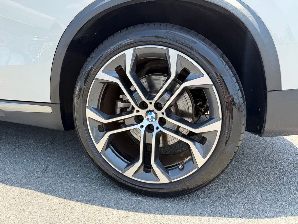 2023 BMW X5 sDrive40i