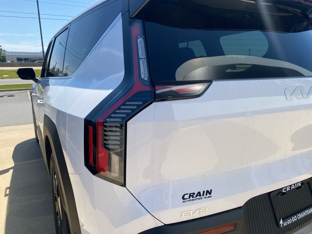 2026 Kia EV9 Light Long Range