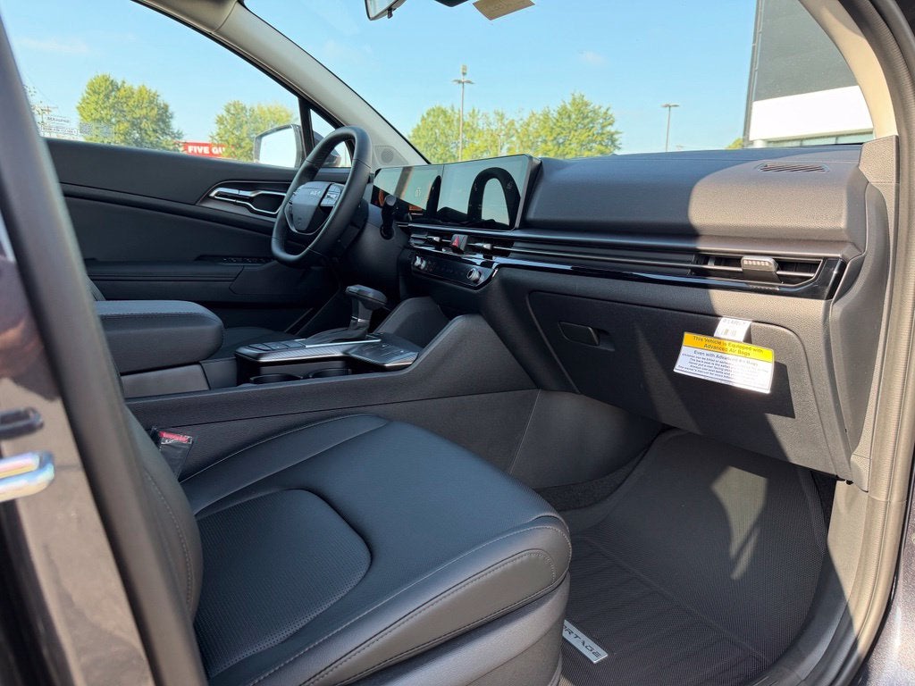 2027 Kia Sportage EX