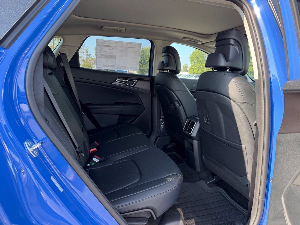 2027 Kia Sportage EX