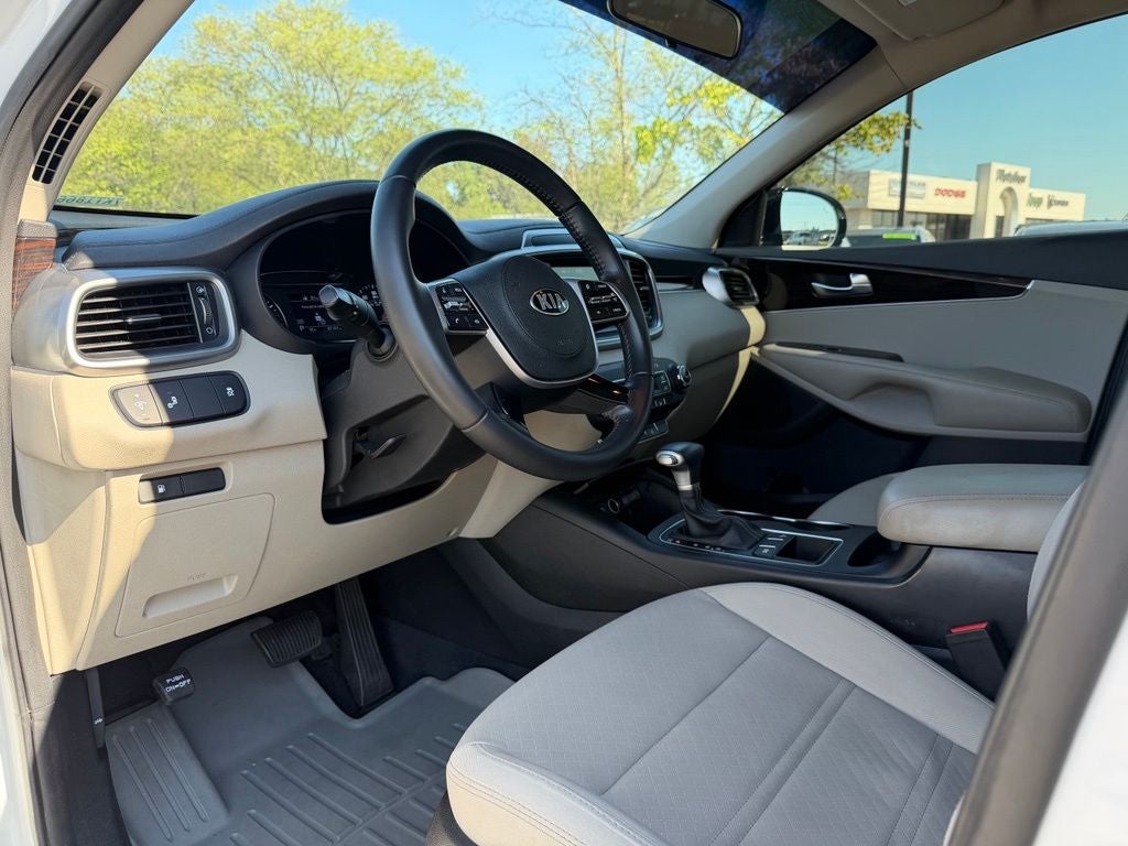 2020 Kia Sorento S