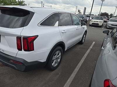 2022 Kia Sorento LX