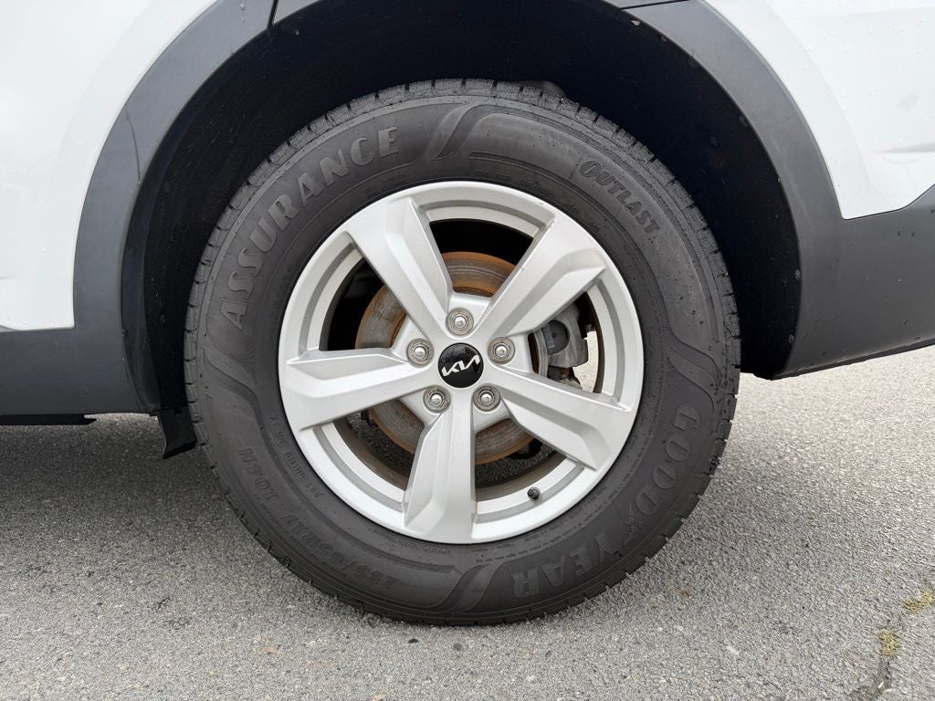 2022 Kia Sorento LX