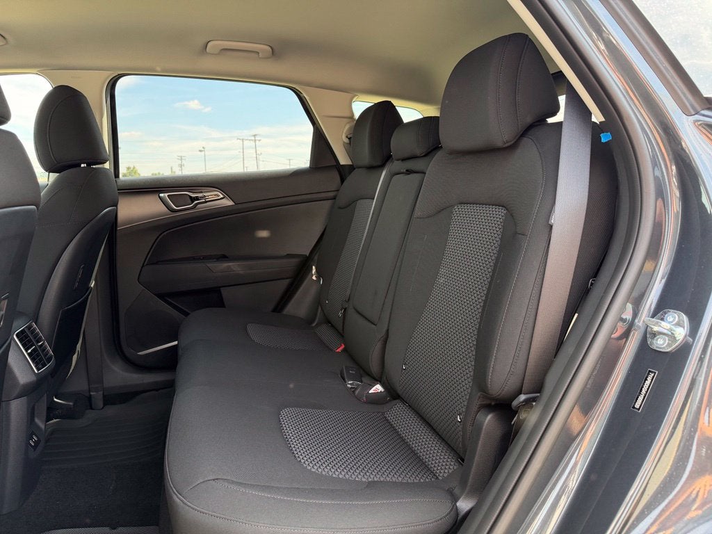 2027 Kia Sportage Hybrid S