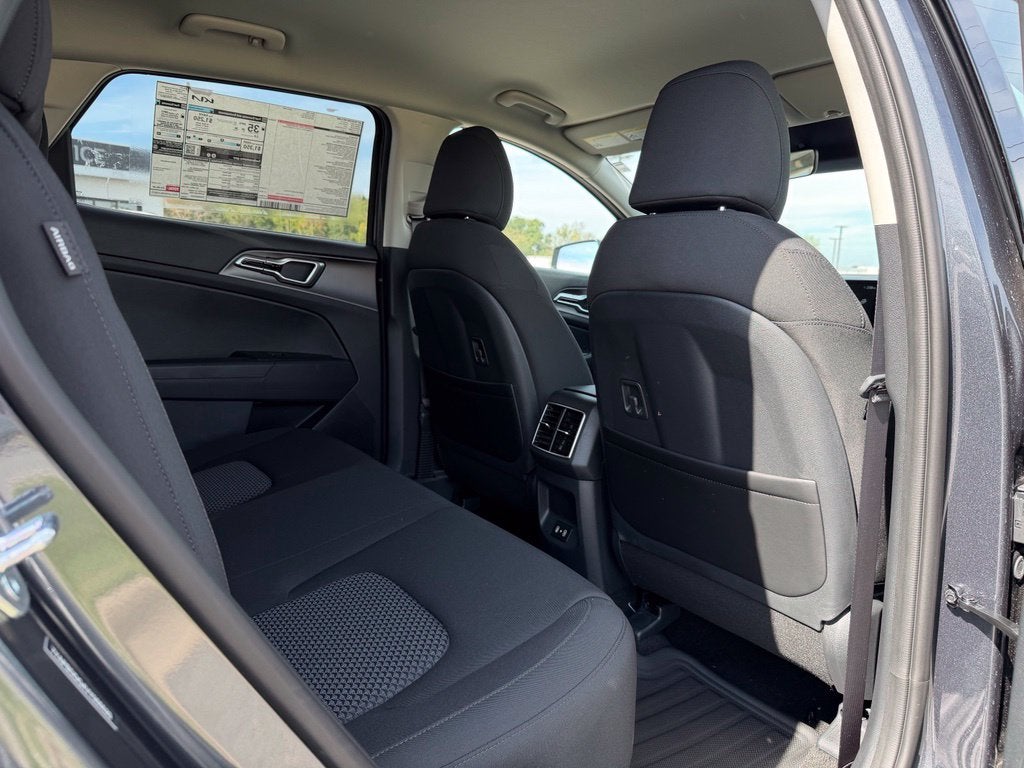 2027 Kia Sportage Hybrid S