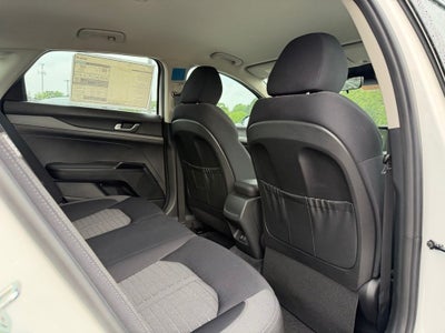 2026 Kia K5 LXS