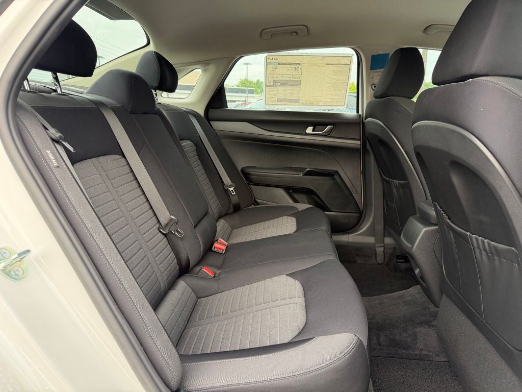 2026 Kia K5 LXS