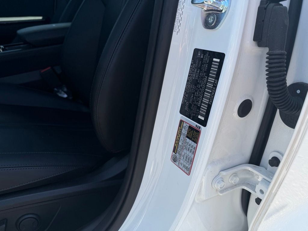 2025 Kia K5 EX