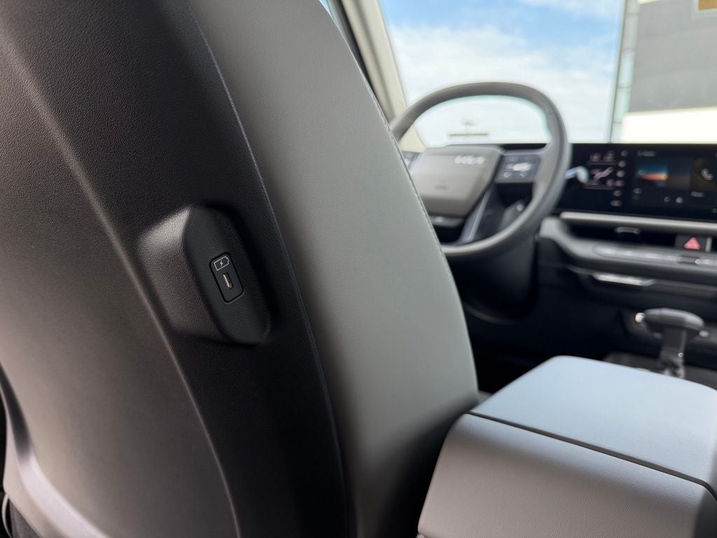 2027 Kia Seltos EX